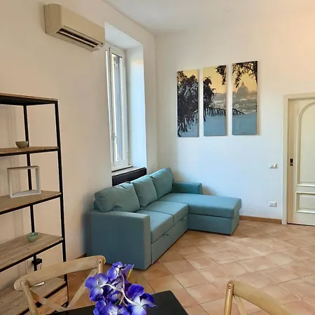 Domus Mantellate, Trastevere Appartement